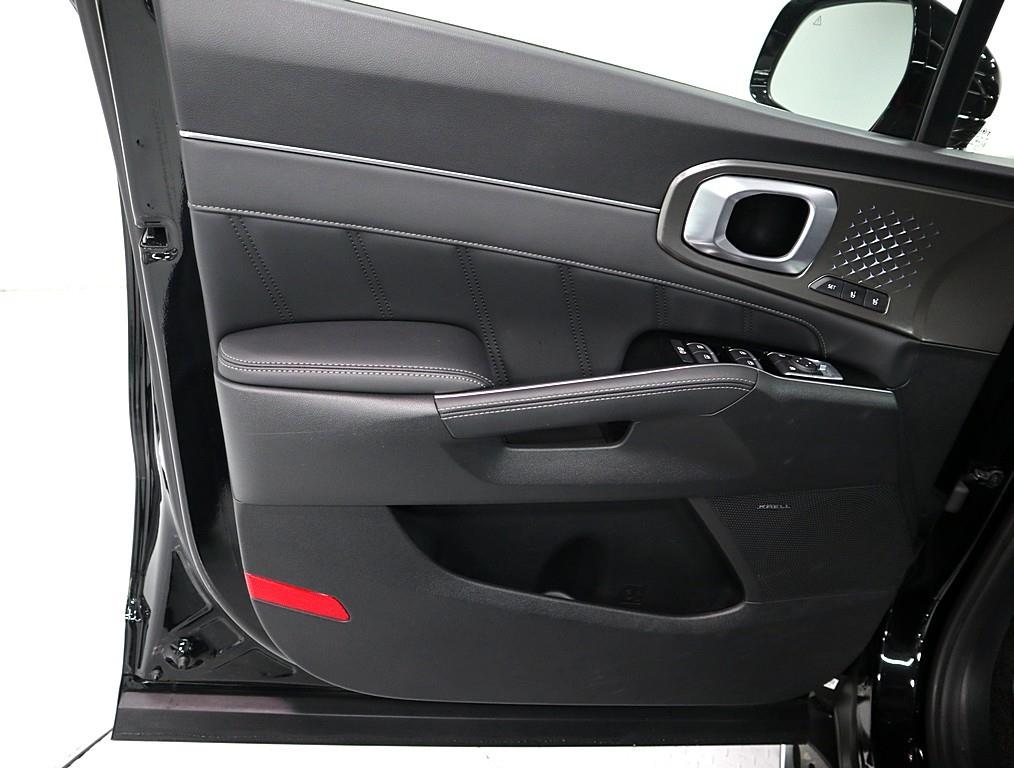 KIA Sorento - Vista 8