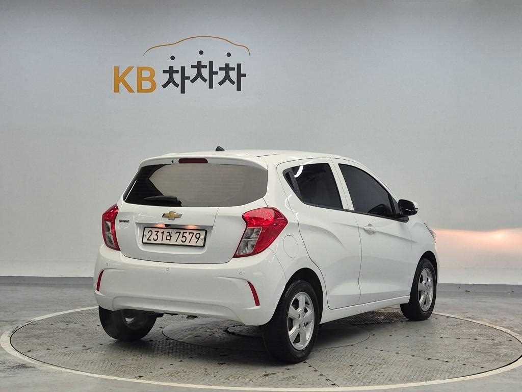 Chevrolet Spark - Vista 3