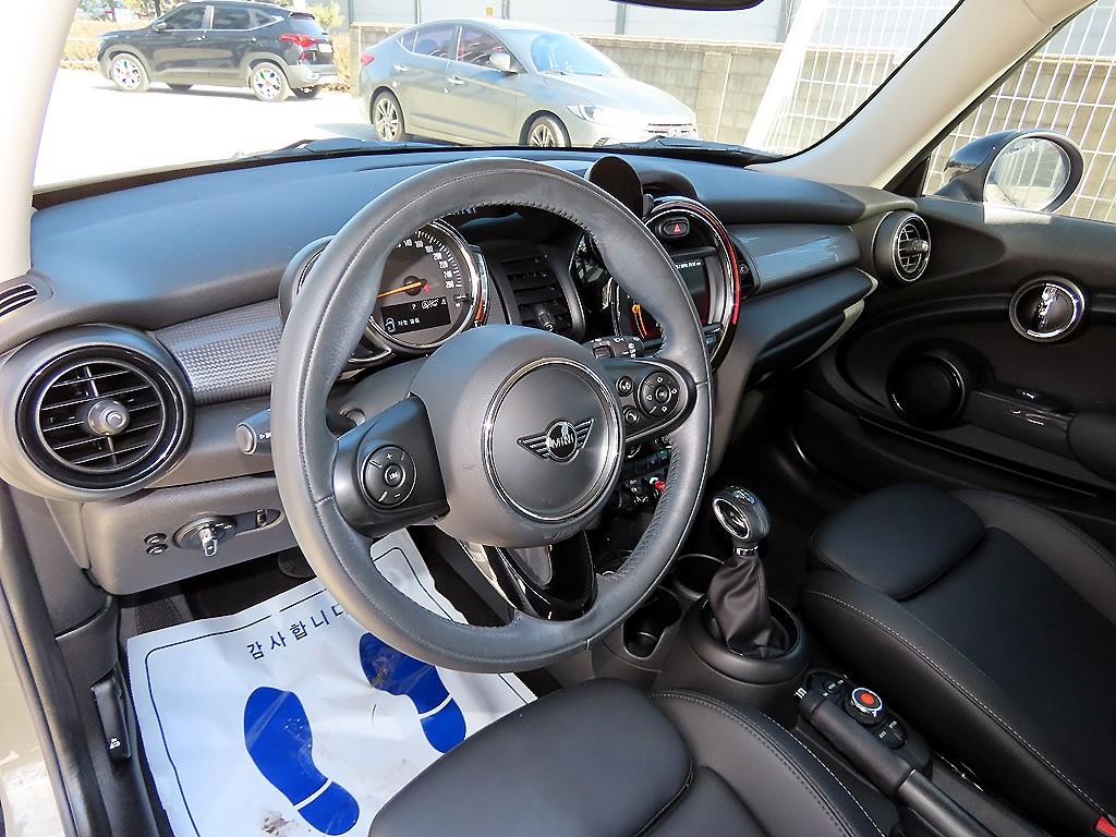 Mini Cooper - Vista 7