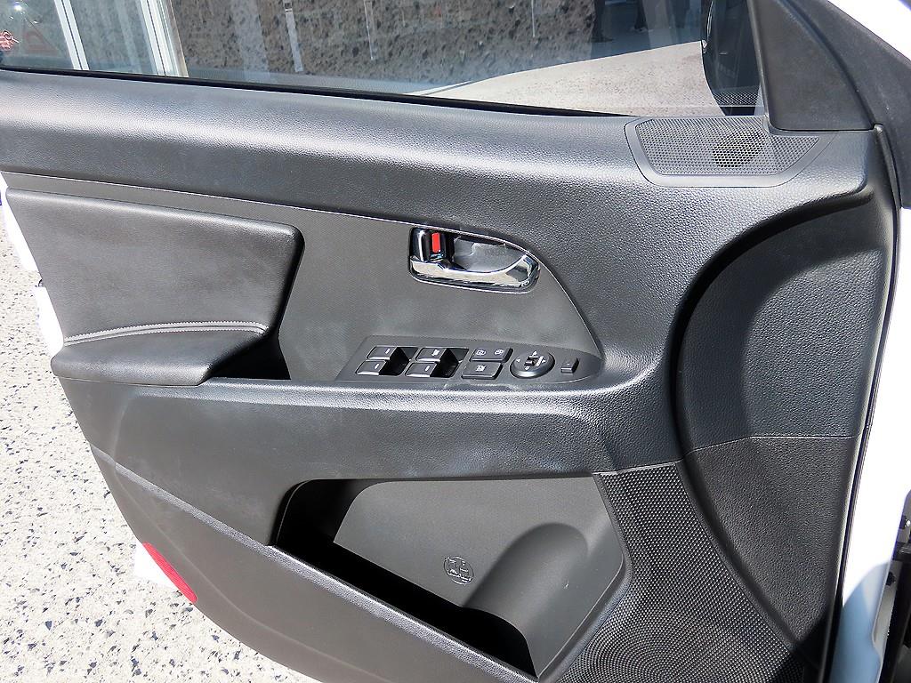 KIA Sportage - Vista 11