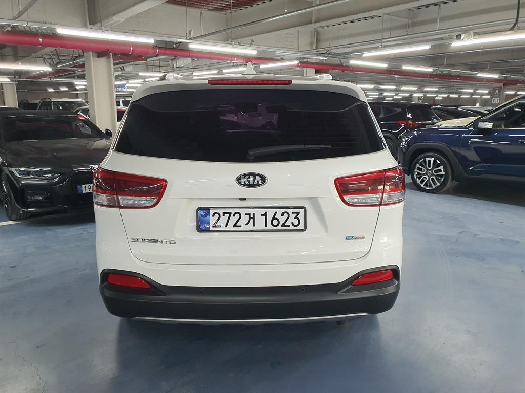 KIA Sorento - Vista 5