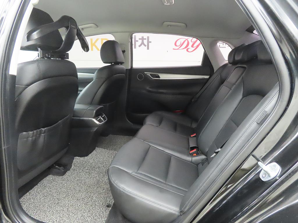 HYUNDAI Grandeur - Vista 6