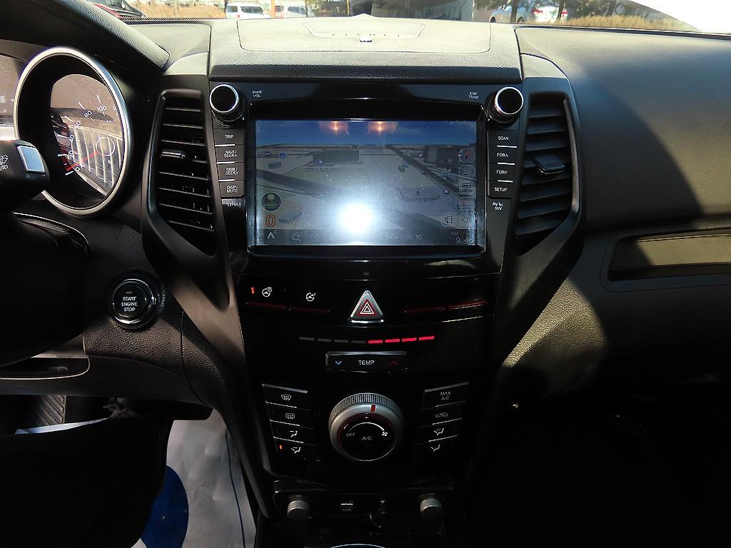 Ssangyong Tivoli 2019 Blanco - Importación desde Corea - HF Imports Iquique - Foto 14