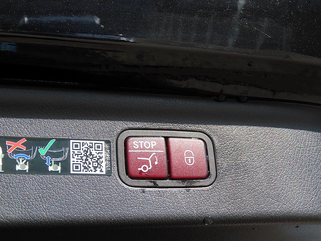 Mercedes Benz EQE 2023 Negro - Importación desde Corea - HF Imports Iquique - Foto 16