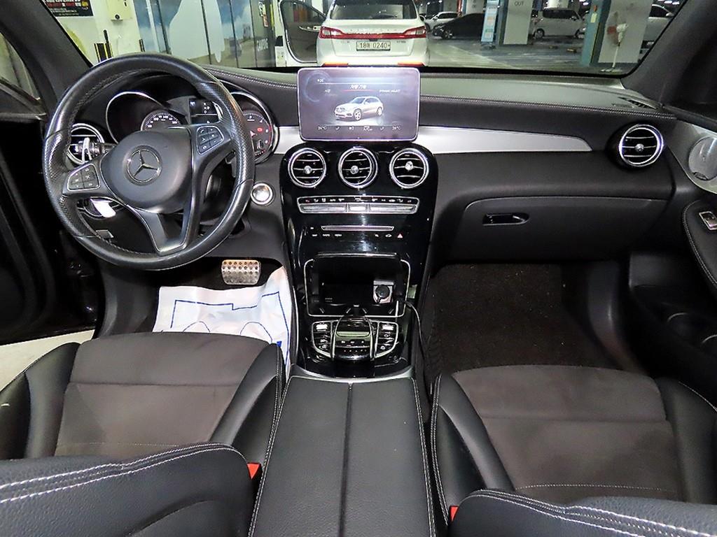 Mercedes Benz GLC Class - Vista 10