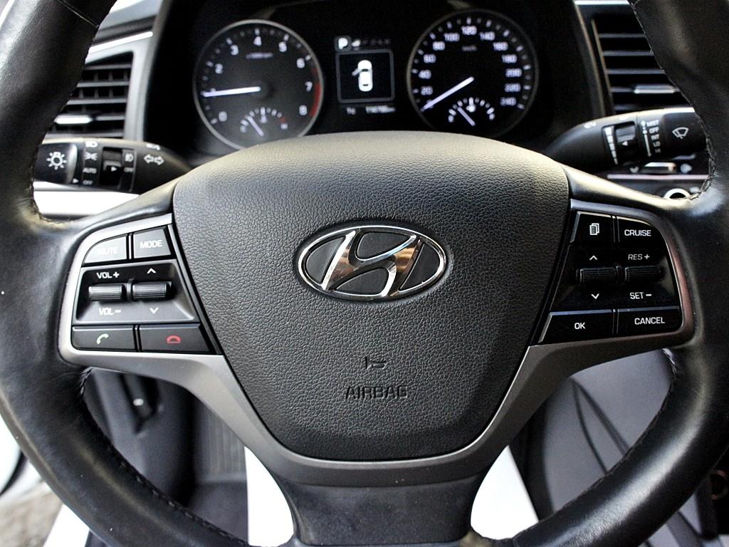 HYUNDAI Avante 2016 Blanco - Importación desde Corea - HF Imports Iquique - Foto 8