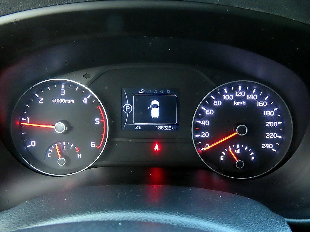 KIA Sportage - Vista 9