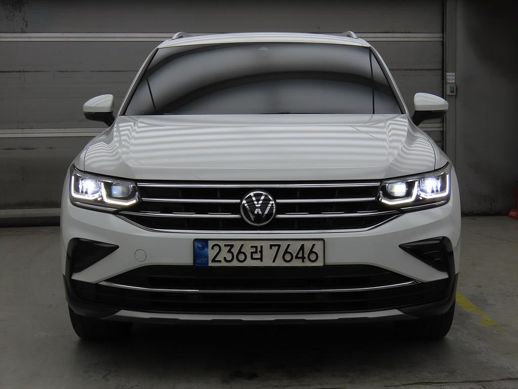 Volkswagen Tiguan - Vista 2