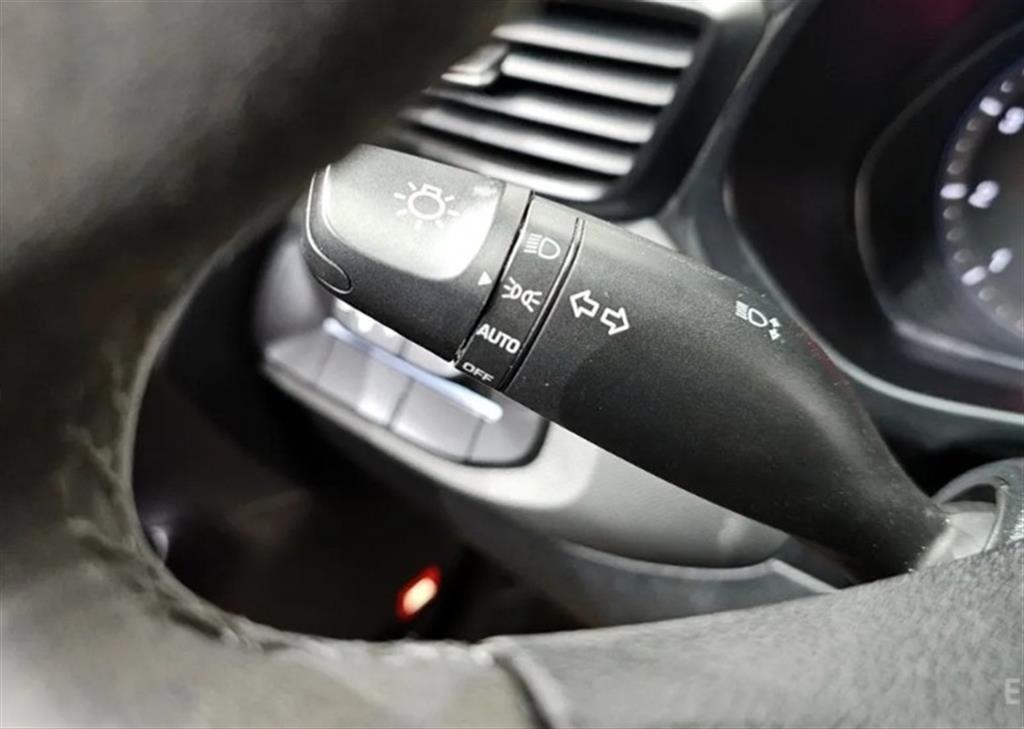 HYUNDAI Veloster 2019 Negro - Importación desde Corea - HF Imports Iquique - Foto 17