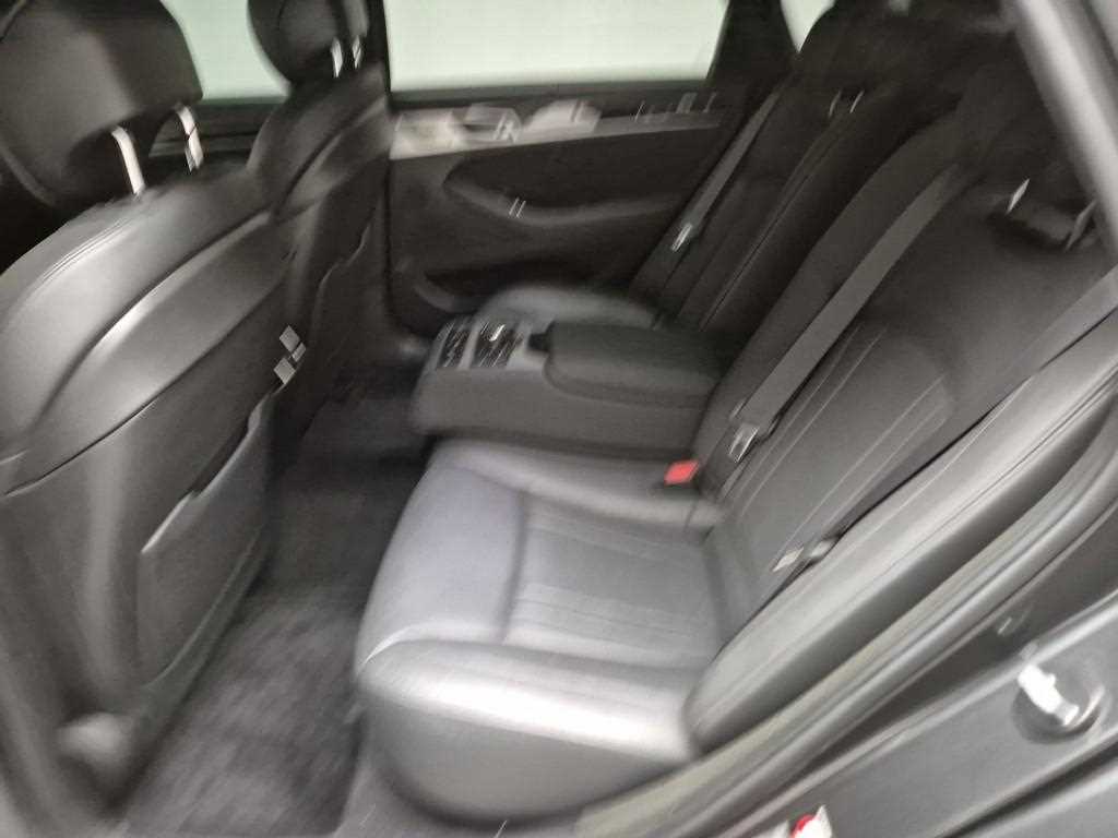 Genesis G80 - Vista 12