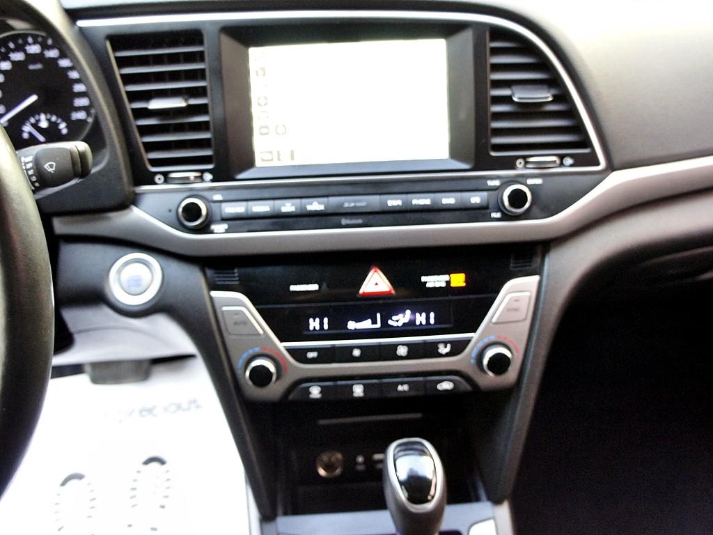 HYUNDAI Avante 2016 Blanco - Importación desde Corea - HF Imports Iquique - Foto 10