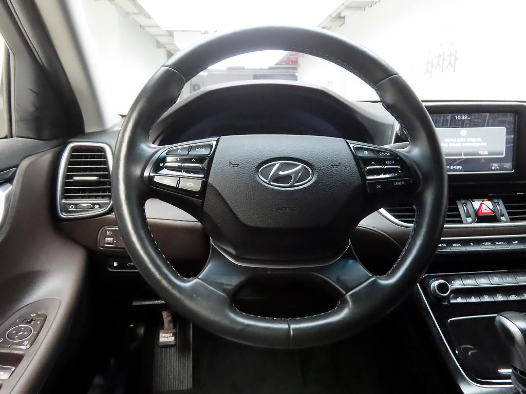 HYUNDAI Grandeur - Vista 6