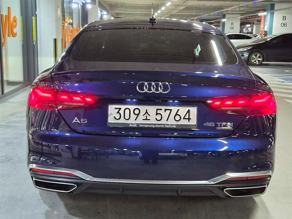 Audi A5 - Vista 5