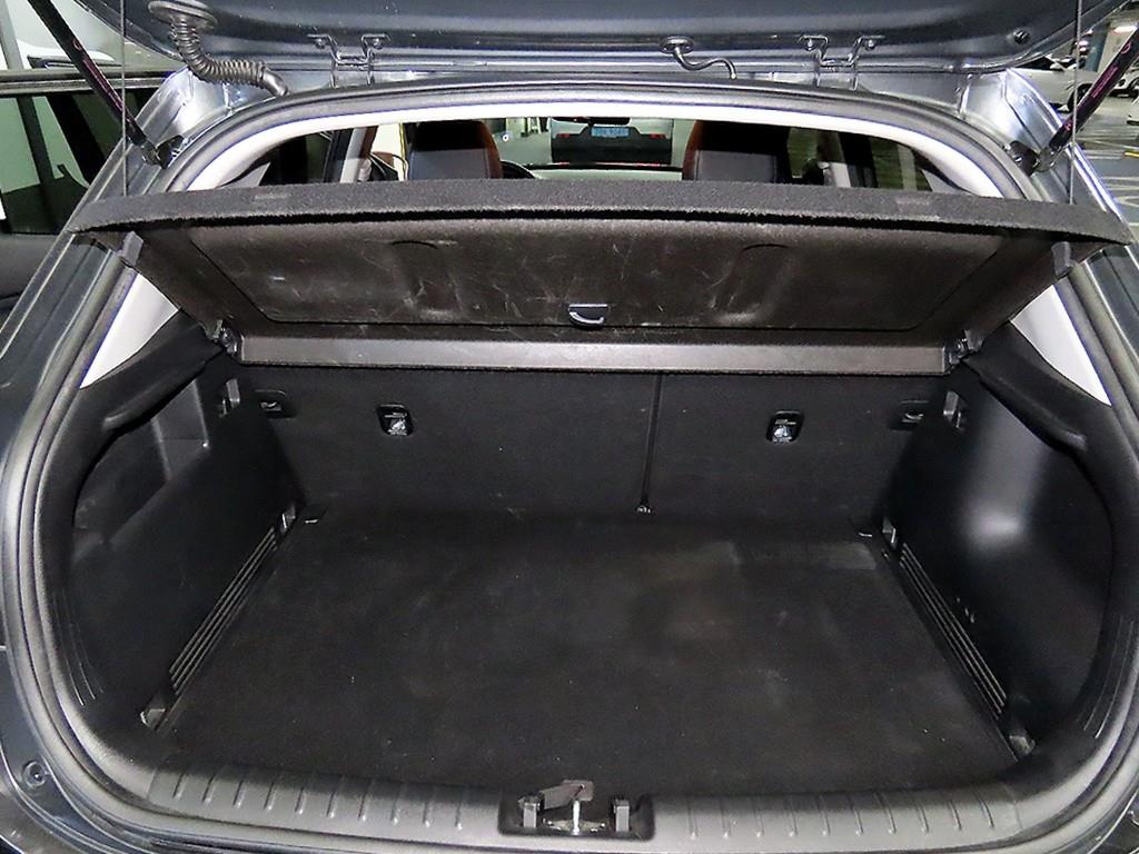 KIA Stonic 2018 Gris - Importación desde Corea - HF Imports Iquique - Foto 18