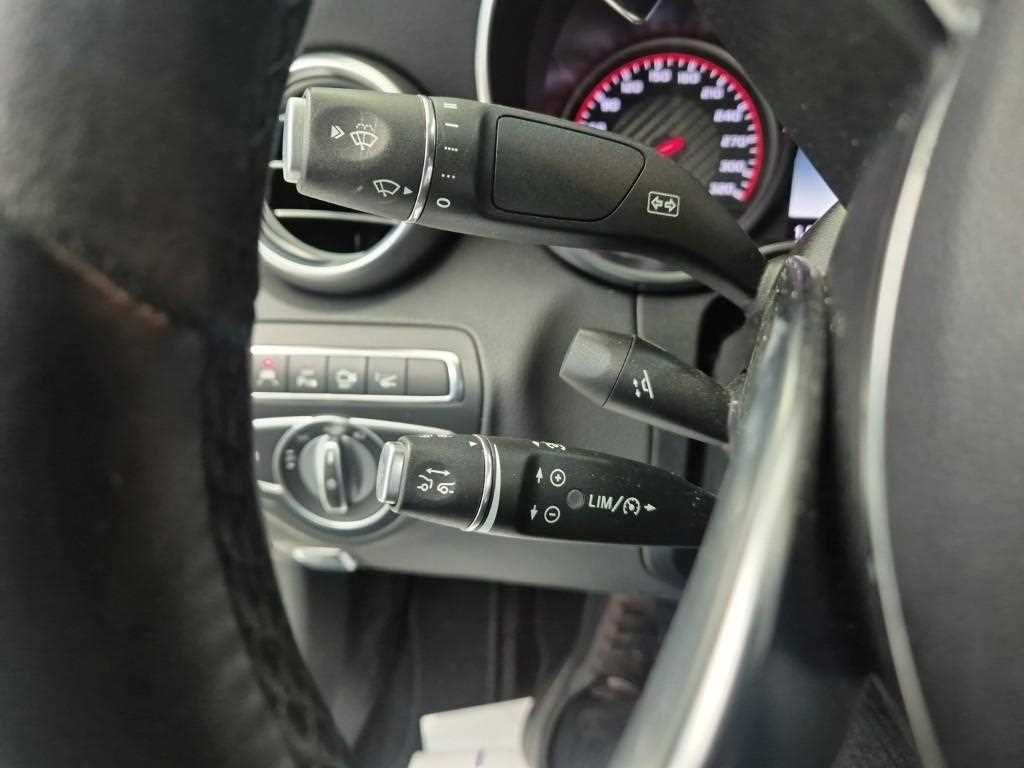 Mercedes Benz C Class 2018 Blanco - Importación desde Corea - HF Imports Iquique - Foto 16