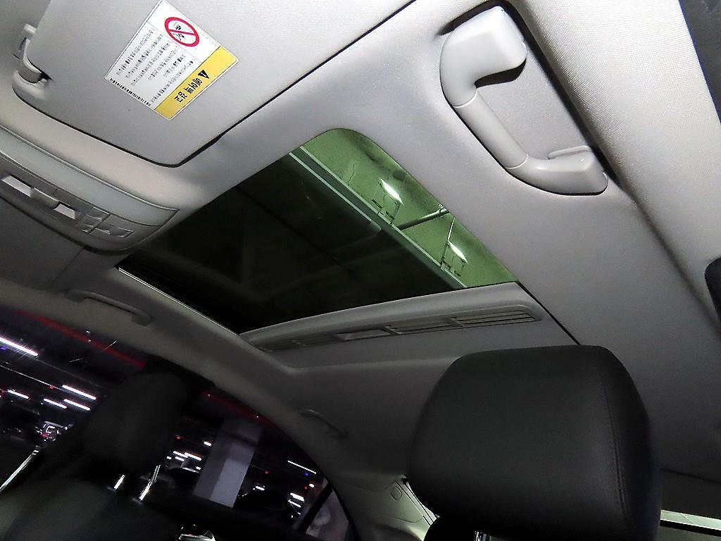 Mercedes Benz CLS Class 2012 Plateado - Importación desde Corea - HF Imports Iquique - Foto 16