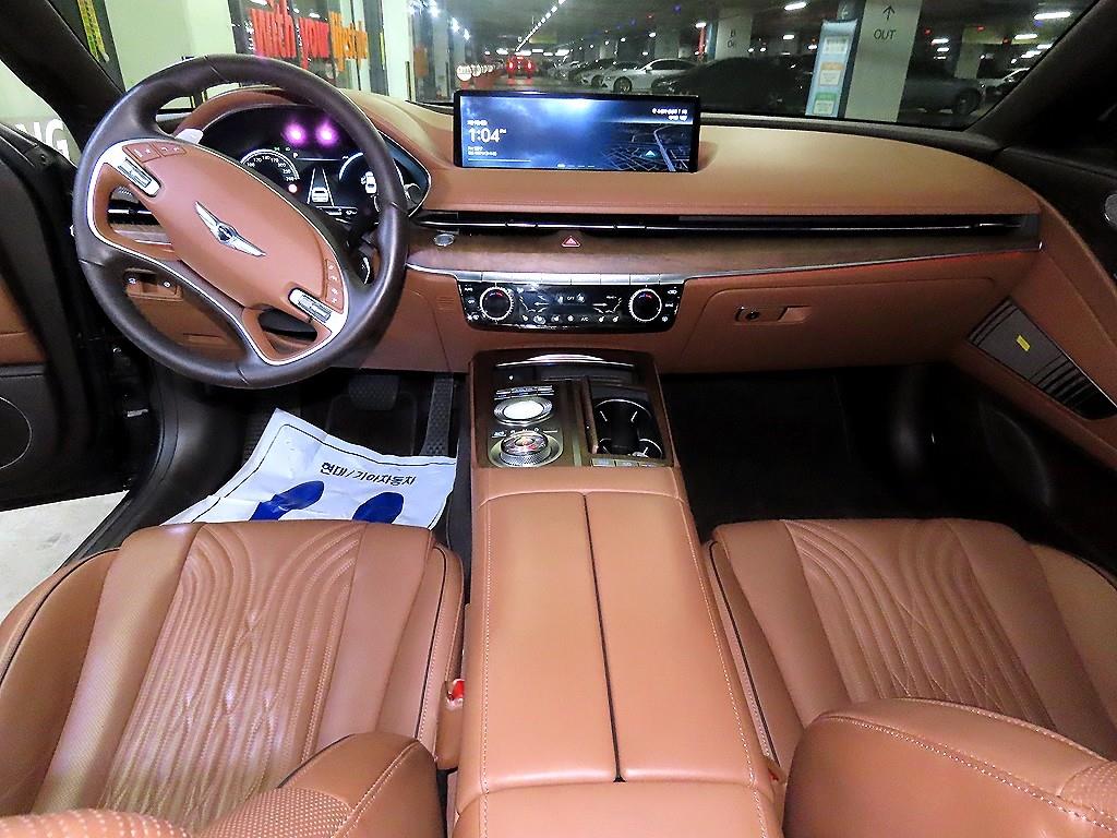 Genesis G80 - Vista 10