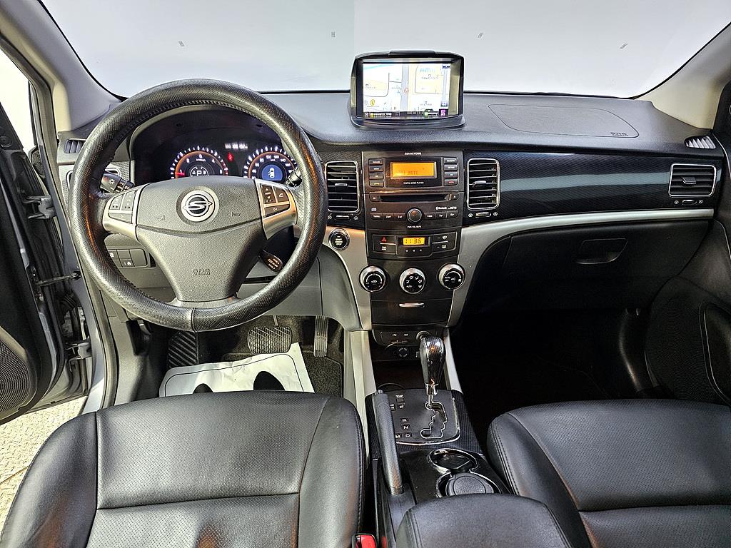 Ssangyong Korando - Vista 5