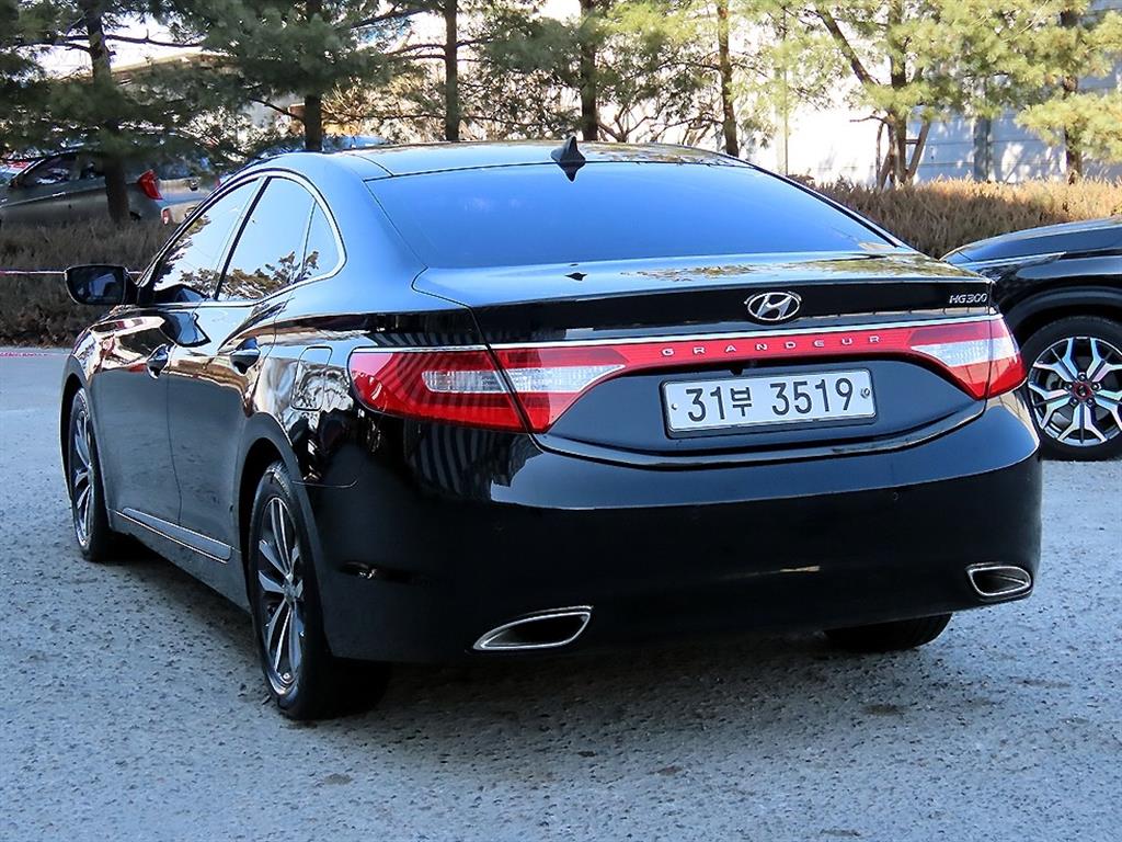 HYUNDAI Grandeur - Vista 3