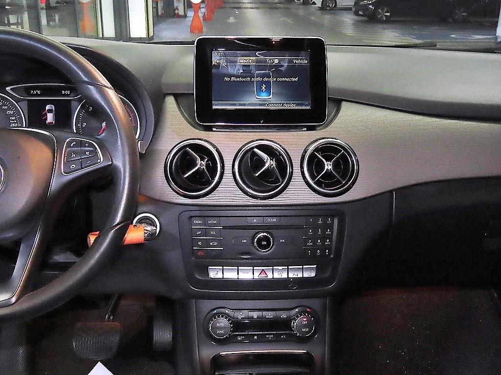 Mercedes Benz B Class (MY B) - Vista 11