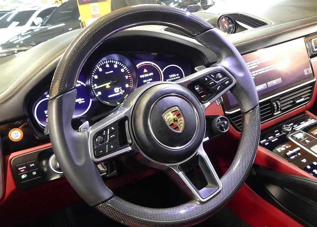 Porsche Cayenne - Vista 12