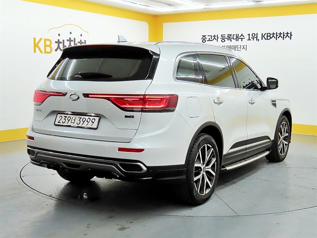 SAMSUNG QM6 - Vista 4