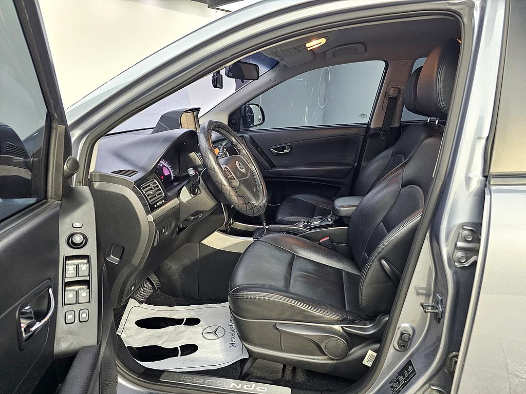 Ssangyong Korando - Vista 8