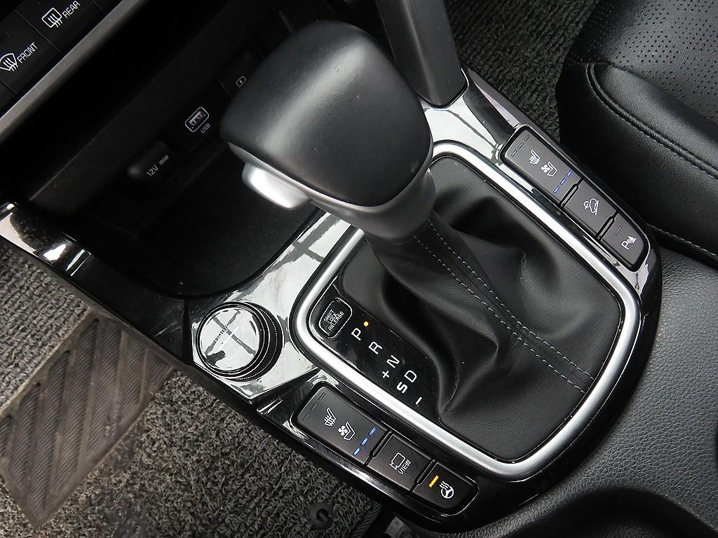 KIA Seltos 2022 Gris - Importación desde Corea - HF Imports Iquique - Foto 13