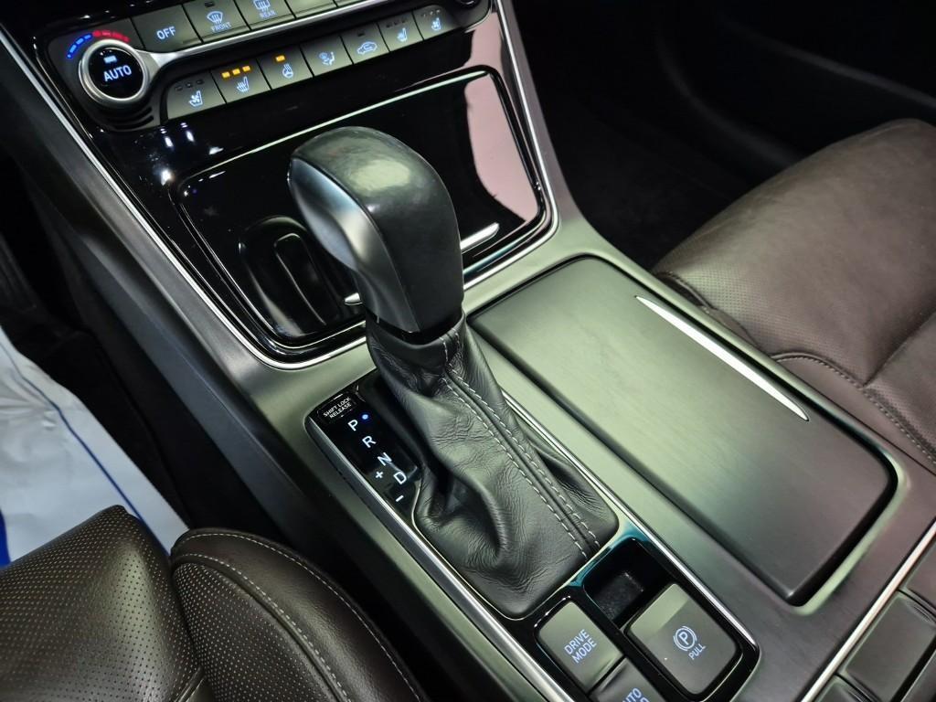 HYUNDAI Grandeur - Vista 8