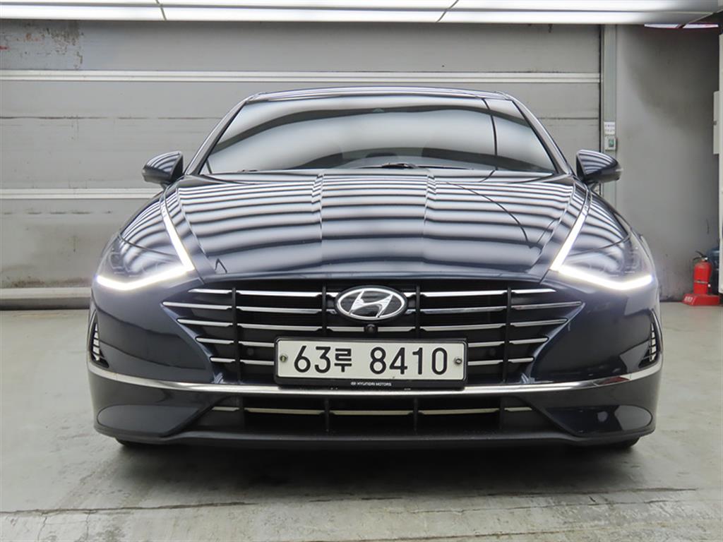 HYUNDAI Sonata - Vista 2