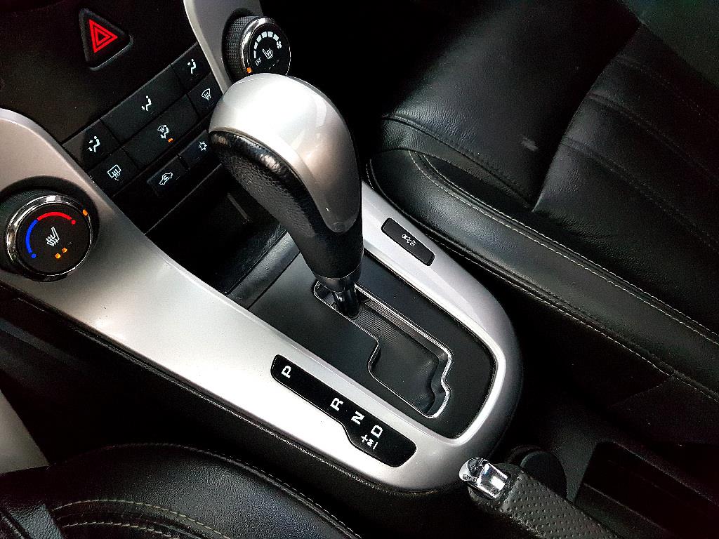 Chevrolet Cruise 2013 Negro - Importación desde Corea - HF Imports Iquique - Foto 14