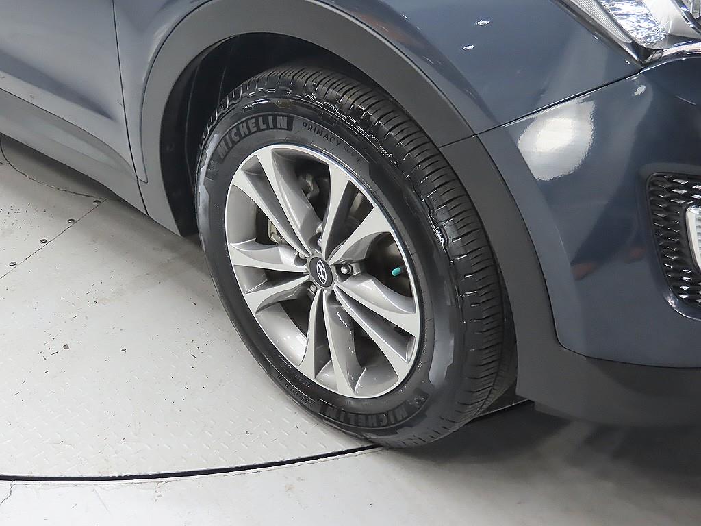 HYUNDAI Santa Fe - Vista 9