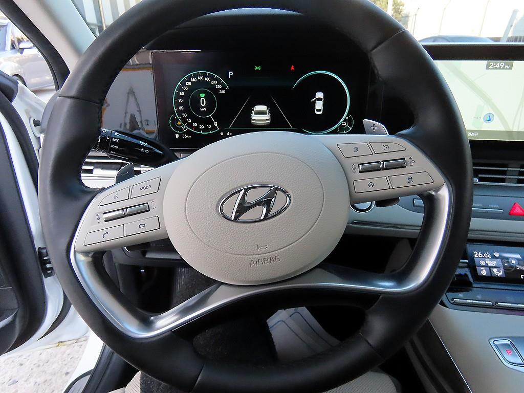 HYUNDAI Grandeur - Vista 8