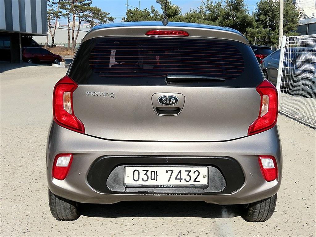 KIA Morning - Vista 4