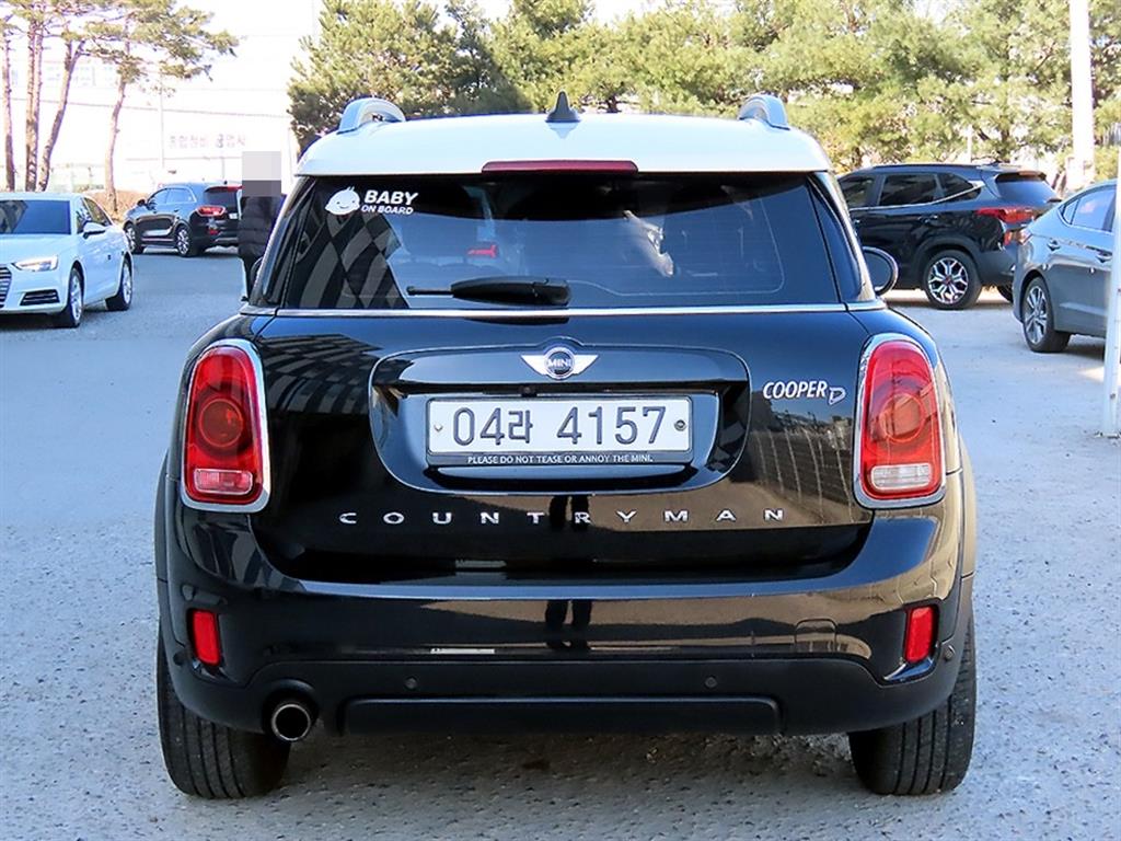 Mini Countryman - Vista 4