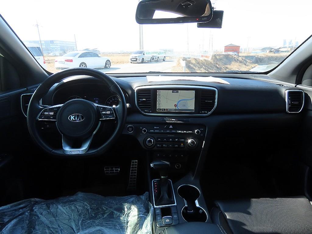 KIA Sportage - Vista 9
