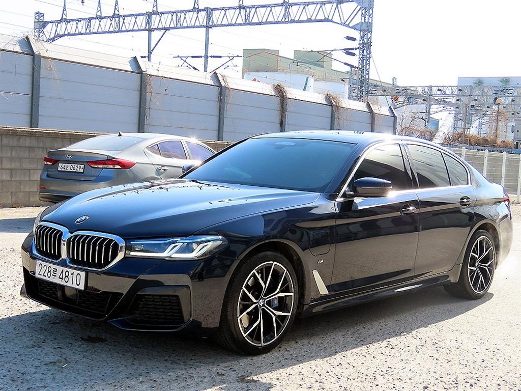 BMW 5 Series - Vista 4