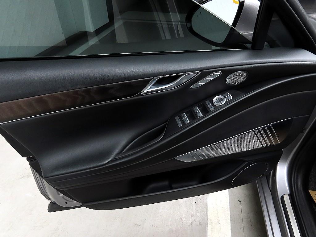 Genesis G80 - Vista 11