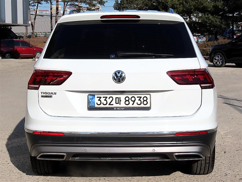 Volkswagen Tiguan - Vista 4