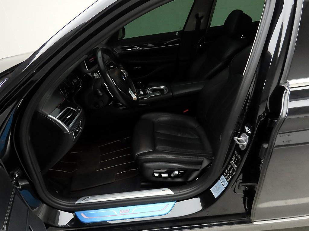 BMW 7 Series - Vista 12