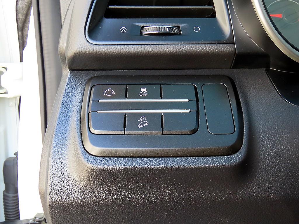 Ssangyong Tivoli - Vista 12