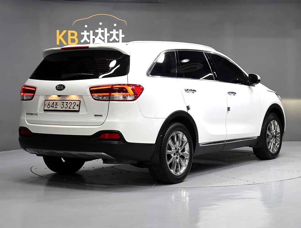 KIA Sorento - Vista 3