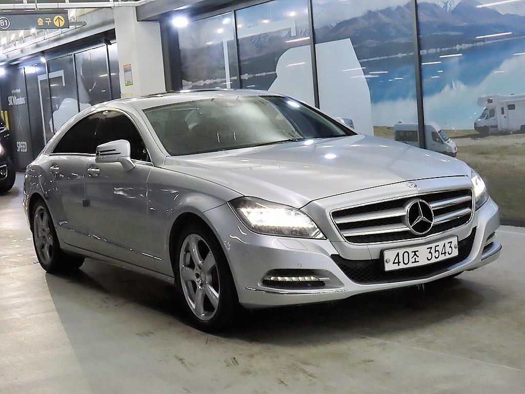 Mercedes Benz CLS Class 2012 Plateado - Importación desde Corea - HF Imports Iquique - Foto 1