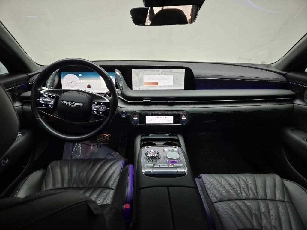 Genesis G90 - Vista 7