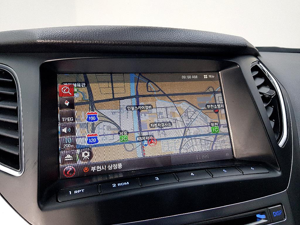 HYUNDAI Grandeur - Vista 11