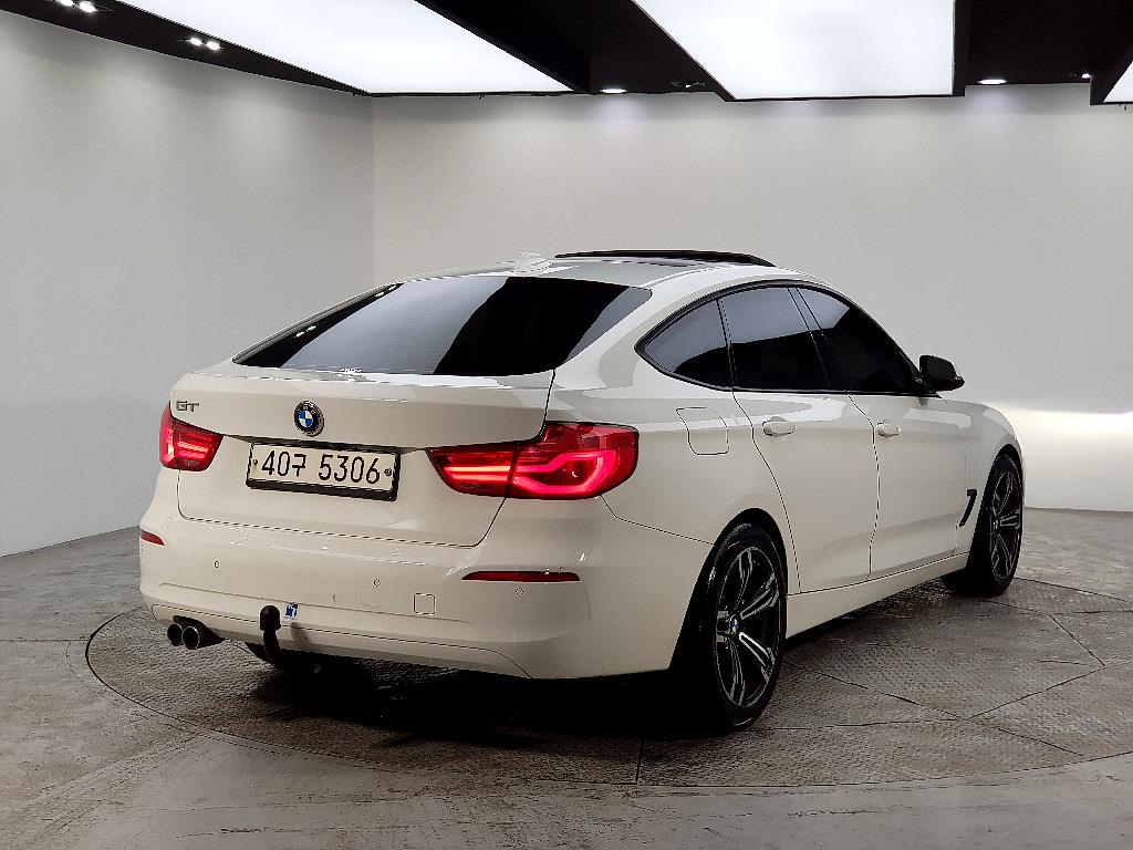 BMW Gran Turismo - Vista 4