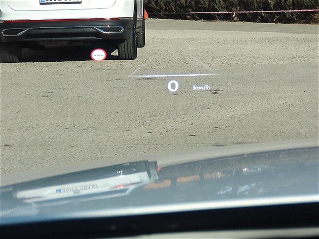 Genesis G80 - Vista 12