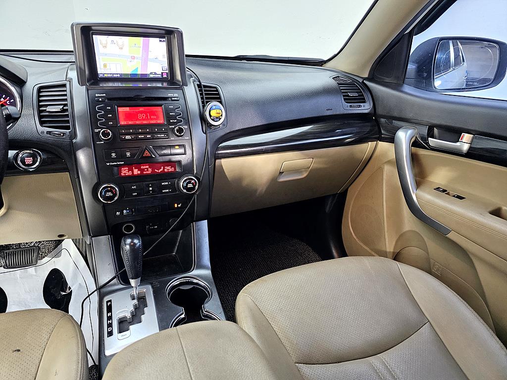 KIA Sorento - Vista 10