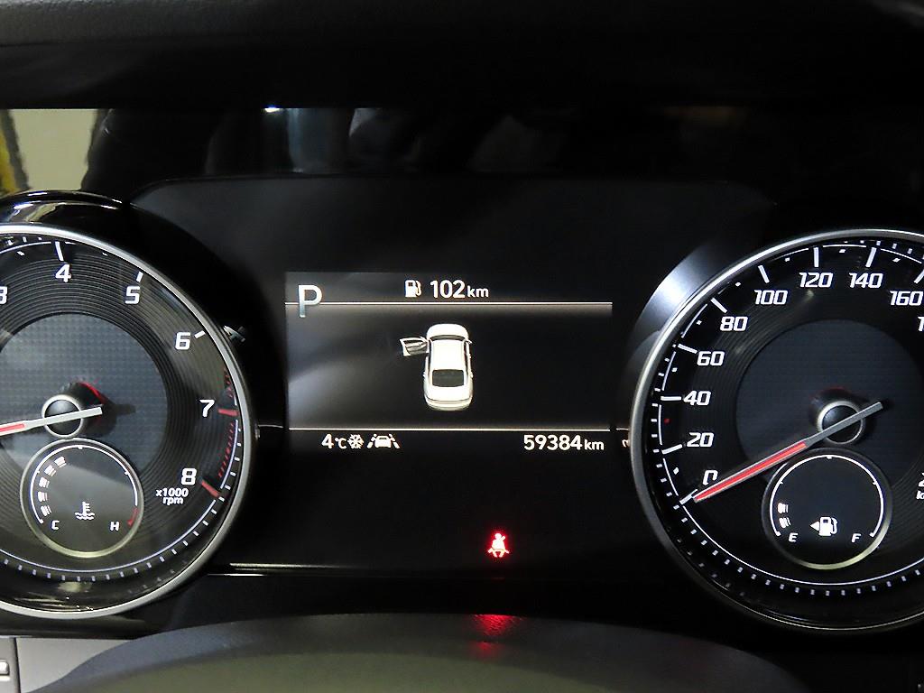 HYUNDAI Grandeur - Vista 9