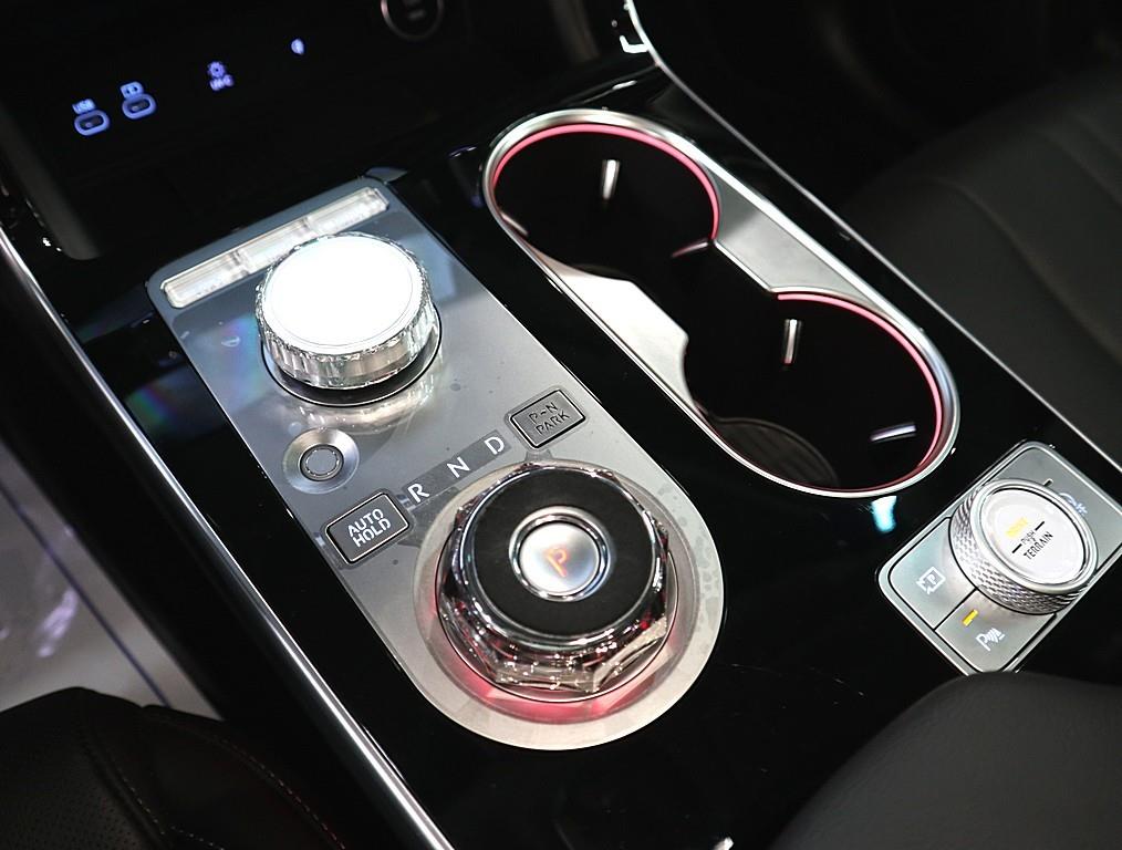 Genesis GV80 2025 Gris - Importación desde Corea - HF Imports Iquique - Foto 14